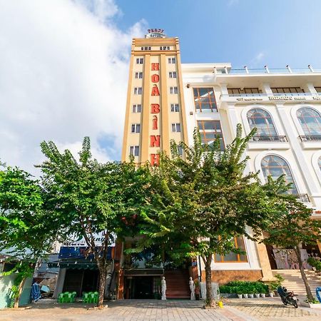 Oyo 375 Hoa Binh Hotel Da Nang Luaran gambar