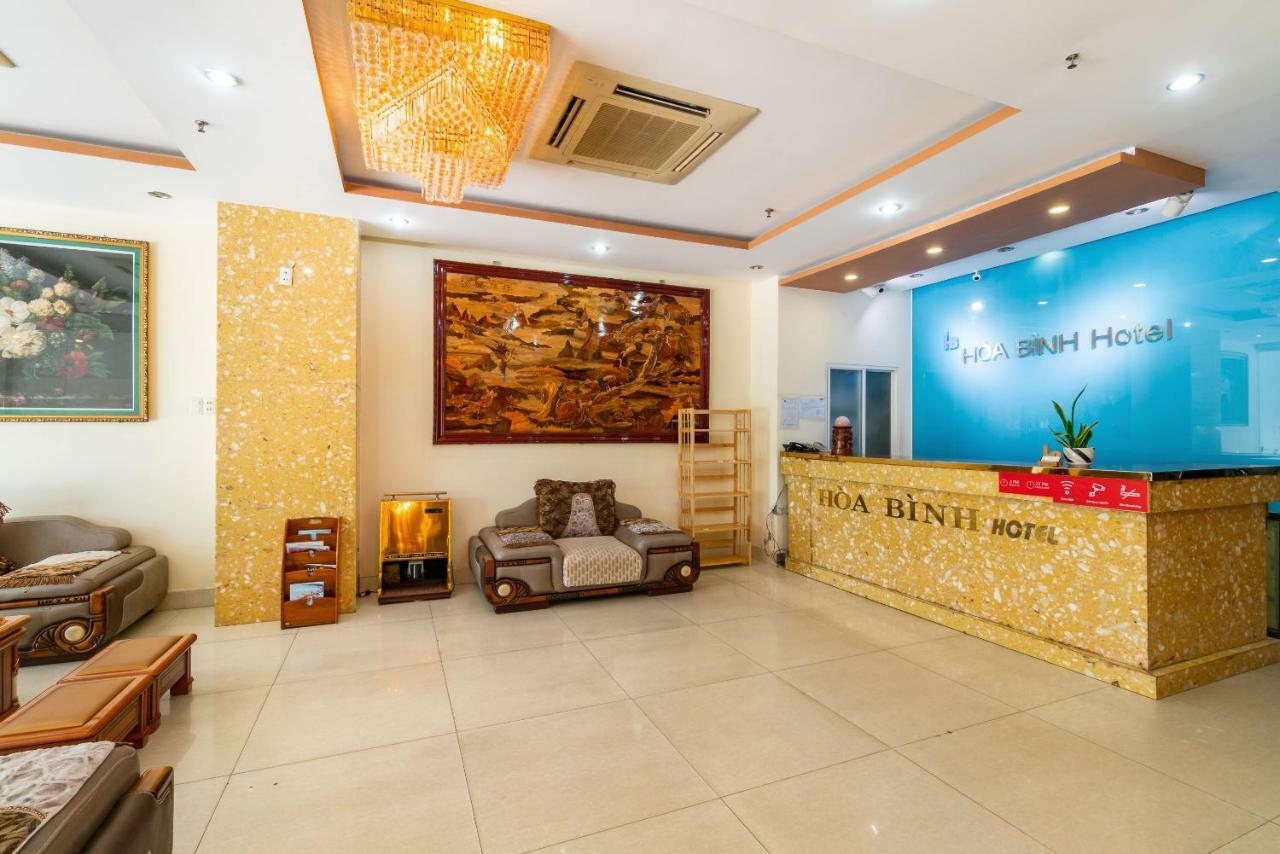 Oyo 375 Hoa Binh Hotel Da Nang Luaran gambar