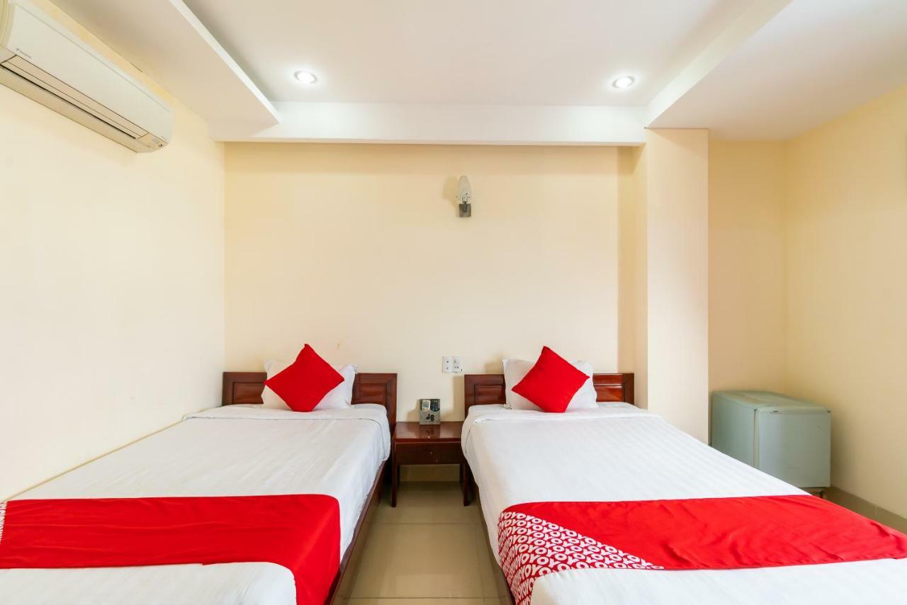 Oyo 375 Hoa Binh Hotel Da Nang Luaran gambar